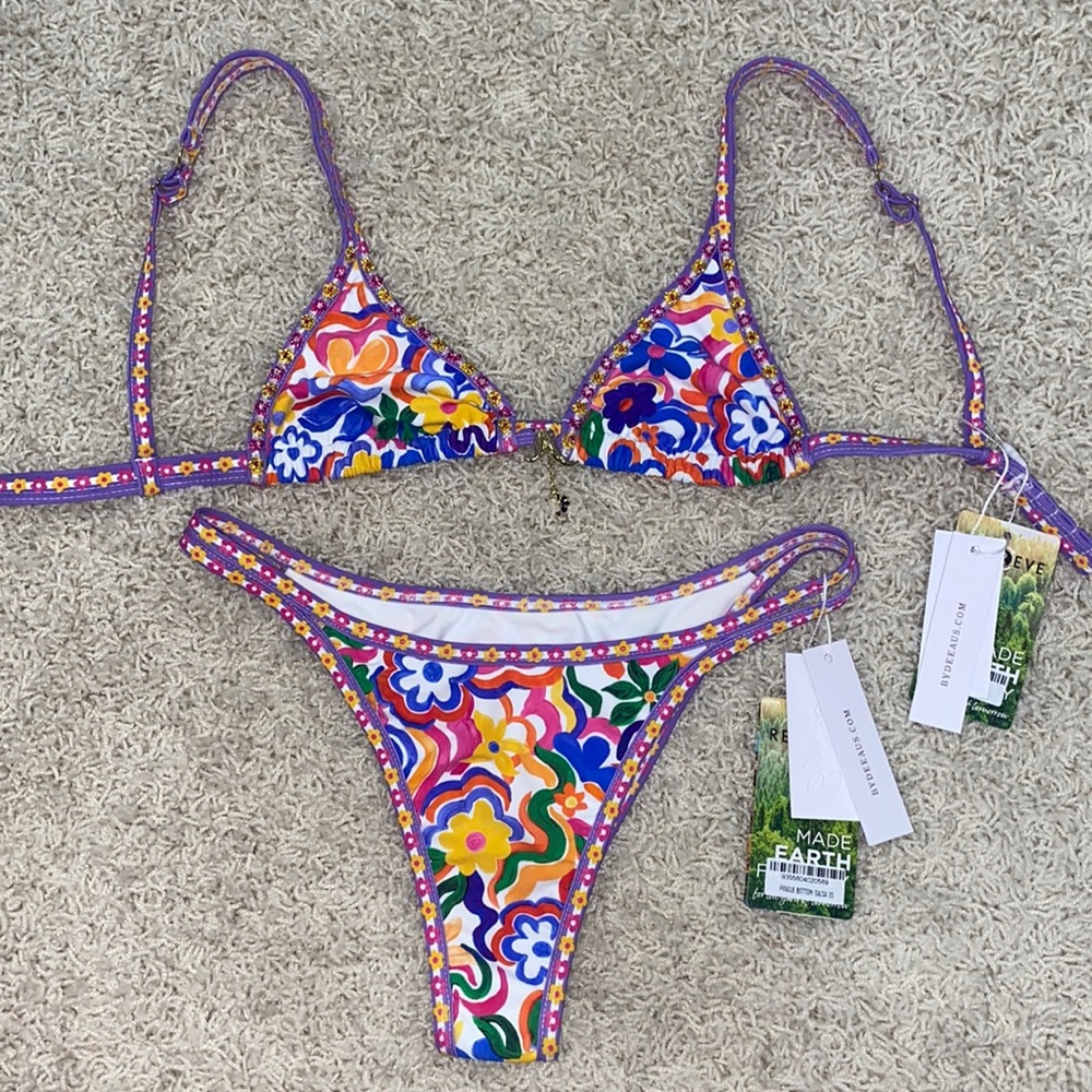 NWT Bydee Aus Prauge Swimsuit in Salsa print